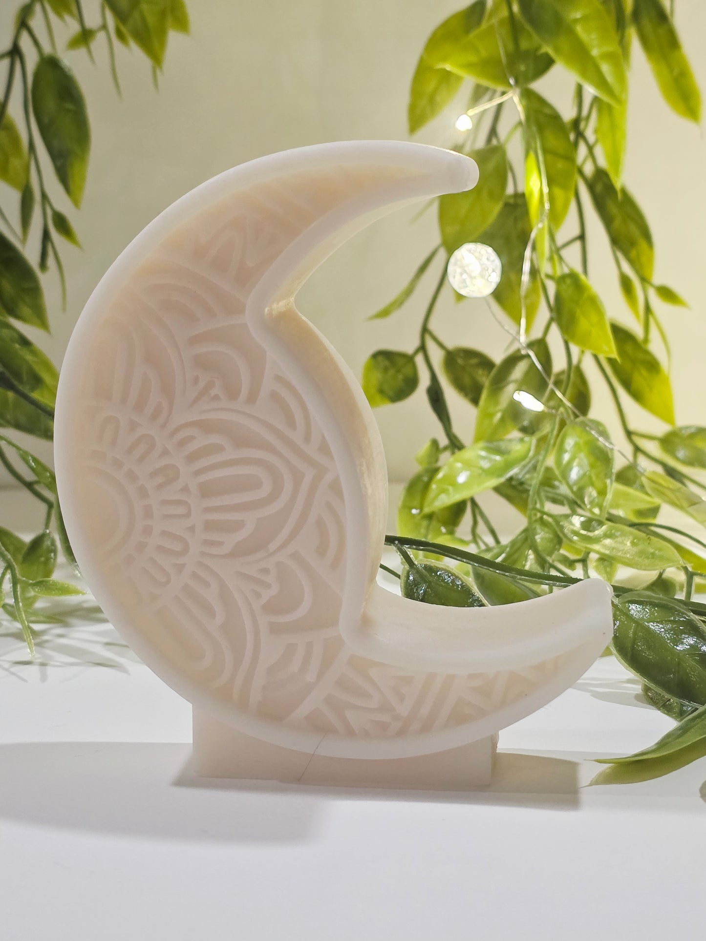 Fondants Parfumés en Forme de Lune